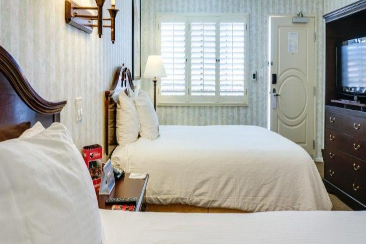 אנהיים Carousel Inn And Suites מראה חיצוני תמונה