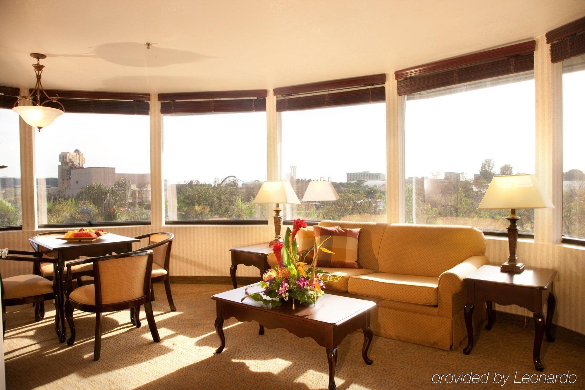 אנהיים Carousel Inn And Suites מראה פנימי תמונה