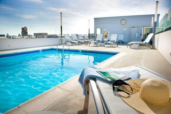 אנהיים Carousel Inn And Suites מראה חיצוני תמונה