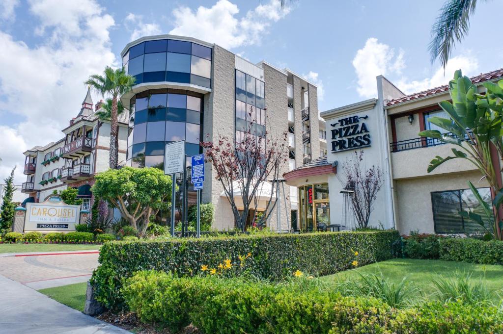 אנהיים Carousel Inn And Suites מראה חיצוני תמונה